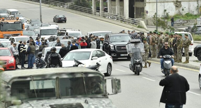 الجيش يعمل على فتح جسر الرينغ (فيديو)