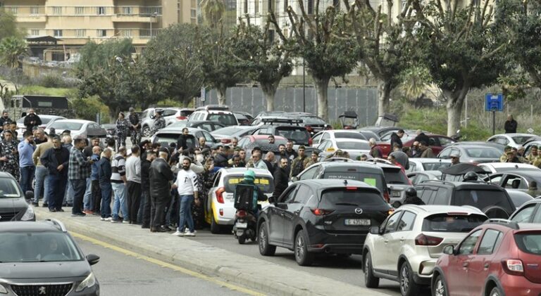 نقابات النقل البري تهدد بالتحرك والتظاهر الخميس المقبل