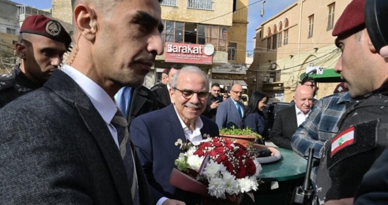 سلام من صور: لن ننتظر وقف الاعتداءات للبدء بعملنا.. وسنعيد الإعمار (فيديو)