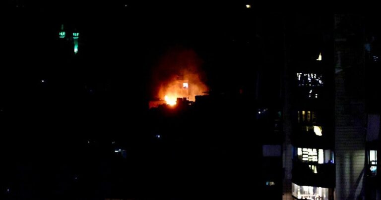 بالفيديو.. غارة على مجمع سيد الشهداء في الرويس