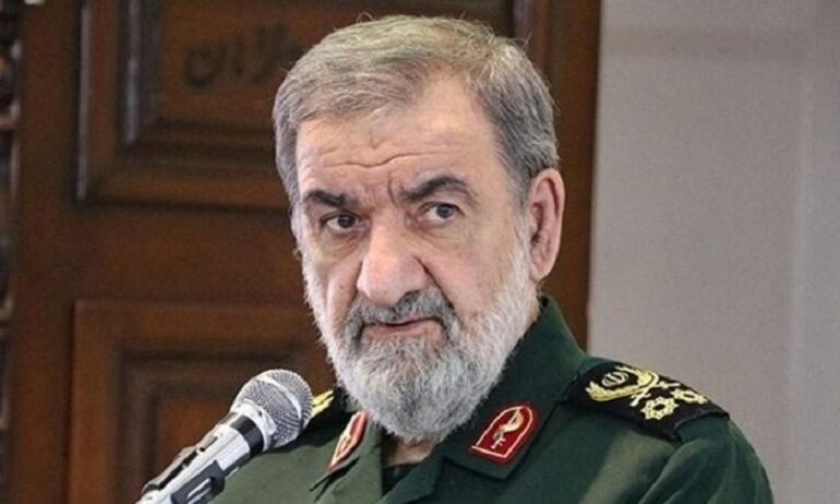 خامنئي يعيّن قائد سابق لـ”الحرس الثوري” مستشاراً عسكرياً