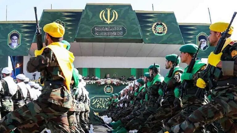 إيران تستهدف قواعد أميركية ومنشآت نفطية ومواقع في الأراضي المحتلة