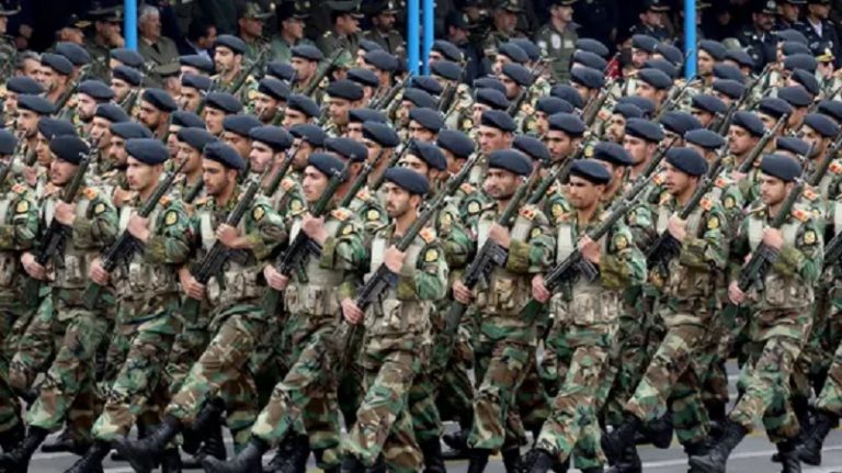 الجيش الإيراني يعلن عن اسقاط 22 مسيّرة للعدو