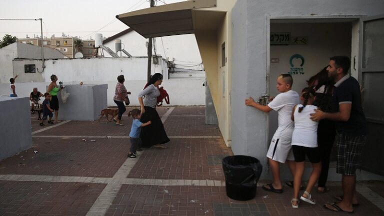 الاحتلال يحوّل مترو “تل أبيب” إلى ملاجئ