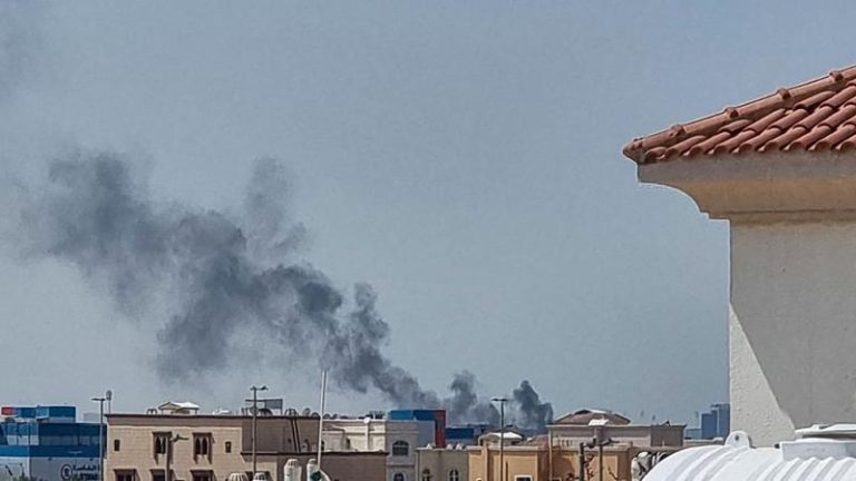 إصابات باستهداف مبنى للصهاينة في أبو ظبي