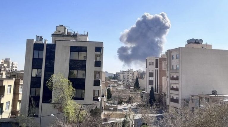 عدوان على إيران