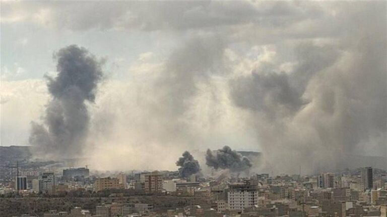 استشهاد قائد البحرية وقائد “الباسيج” في “الحرس الثوري”