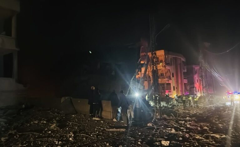 سلسلة غارات وقصف مدفعي على الجنوب (صور)