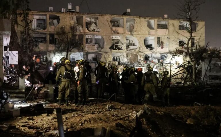 غضب بين المستوطنين في “عراد”.. ونحو 100 جريح!