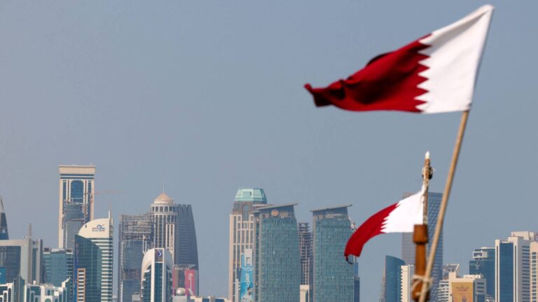 “الداخلية القطرية”: مصرع 6 أشخاص بتحطم طائرة مروحية