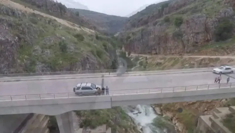 غارة ثانية على جسر الدلافة فجراً (صور)