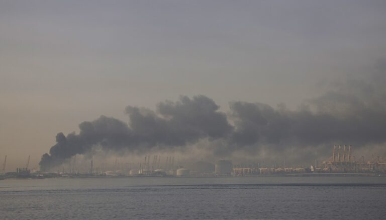 انفجارات في دبي