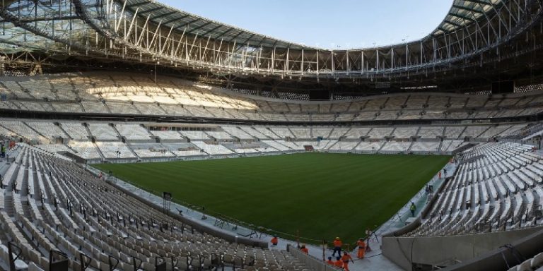 بيان طمأنة وإغلاق جوي مؤقت.. “الفيناليسيما” أمام تحدٍ استثنائي