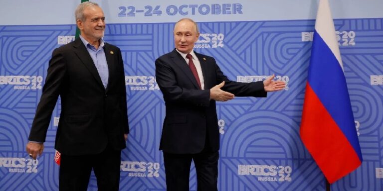 اتصال بين الرئيسين الروسي والإيراني: تأكيد على وقف الأعمال العدائية