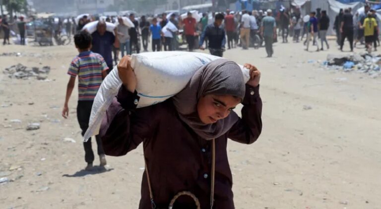 عجز حاد بالدقيق في غزة