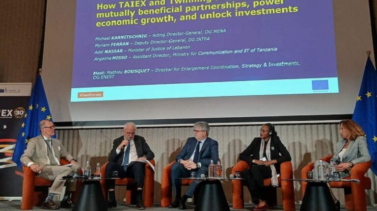 نصار يختتم زيارته إلى بروكسل: 3 مشاريع رئيسية ستعمل عليها وزارة العدل