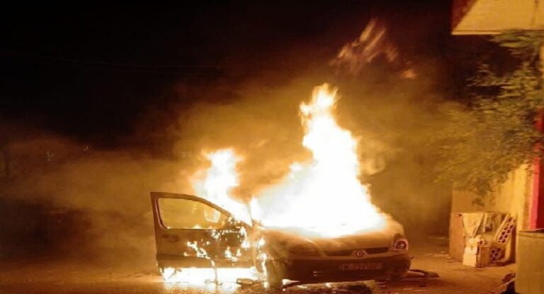 أكثر من شهيدين باستهداف سيارة في كفرجوز