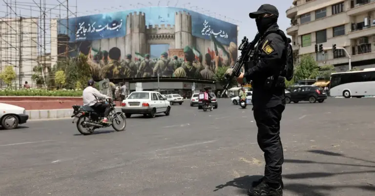 إيران تعتقل 4 عملاء لصالح أميركا و”إسرائيل”