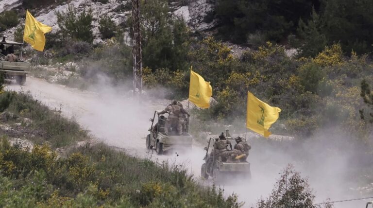 مسيرات انقضاضية على ثكنة “أفيفيم”