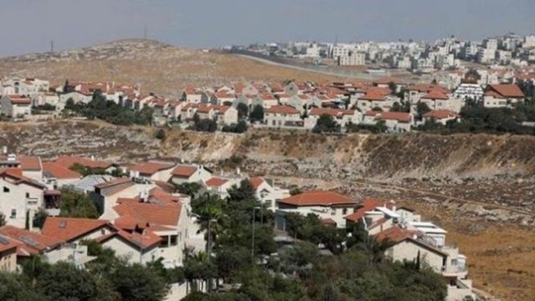 تظاهرة لمستوطني الشمال رفضاً لوقف إطلاق النار في لبنان