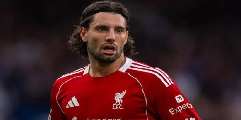 ” تجديد عقدي لم يشهد أي تقدم”.. سوبوسلاي يتحدث عن مستقبله مع ليفربول