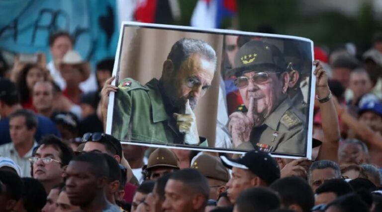 كوبا على كف الخطر.. هجوم أميركي محتمل أم توجه نحو المفاوضات؟